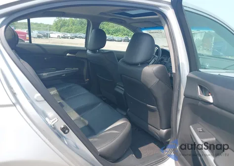 2009 Honda Accord 2.4 Ex-L from USA, damaged, VIN 1HGCP26869A199338